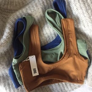 SOLD ARQ Wide Strap Bra S River (Blue) EUC
